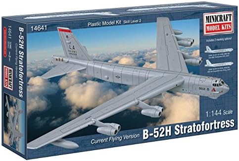 MINICRAFT B-52H StratoFortress Model Building Kit, 1/144 skala