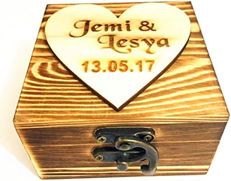Personalizirana rustikalna kutija za držač zaručničkog prstena po mjeri s vašim imenima i datumom, kutija za nositelje zaručničkog