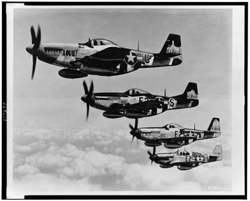 PovijesneFindings Foto: P-51 borbeni avioni u formaciji, Engleska, 375. borbena eskadrila, svjetski rat, Drugog svjetskog rata
